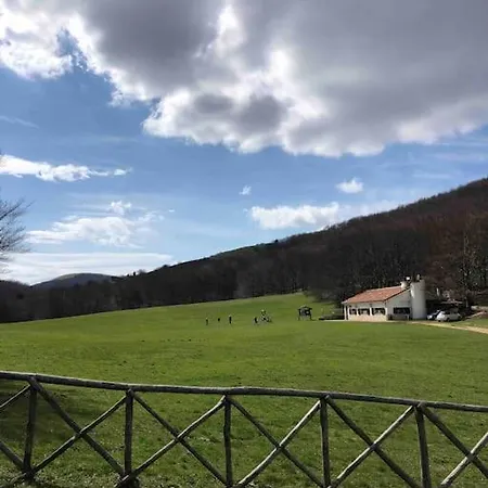 Prázdninový dům Emily Nel Parco Del Monte Cucco Casalvento