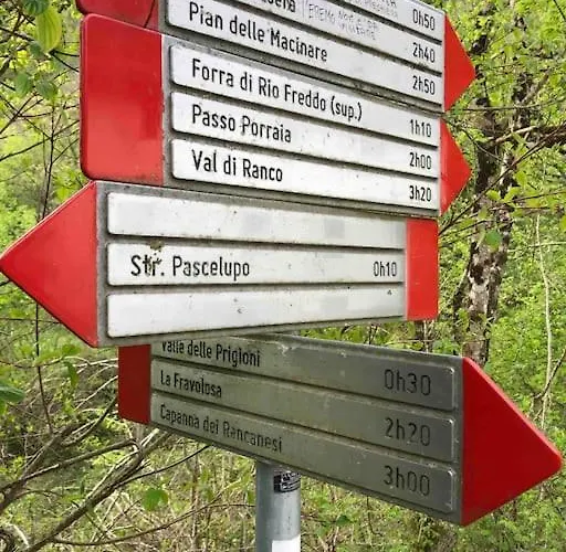 Emily Nel Parco Del Monte Cucco Casa vacanze *